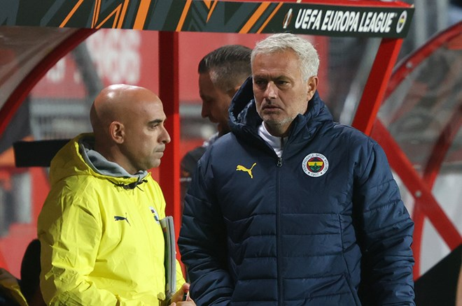 Fenerbahçe Teknik Direktörü Jose