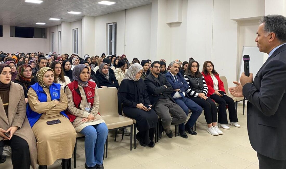 İnönü Üniversitesi Rektörü Prof.