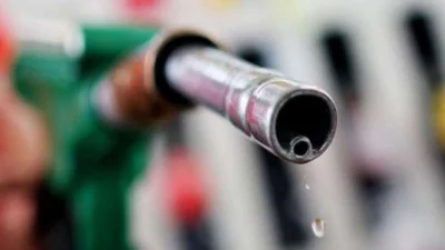 Benzine bir zam daha!