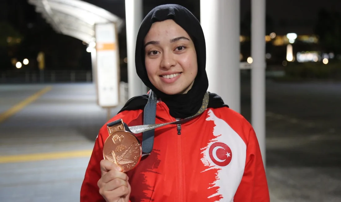 Konyalı judocu Esma Gökülü Türkiye’ye madalya getirdi Konya...