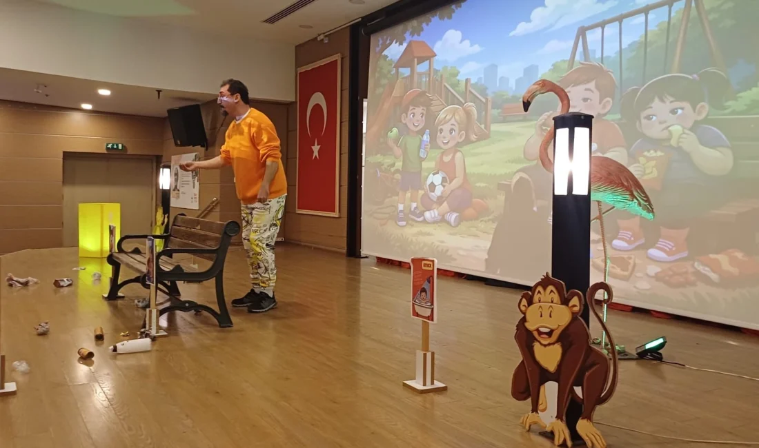 İzmir Çiğlili minikler mikroplara karşı sahneye çıktı Çiğli...