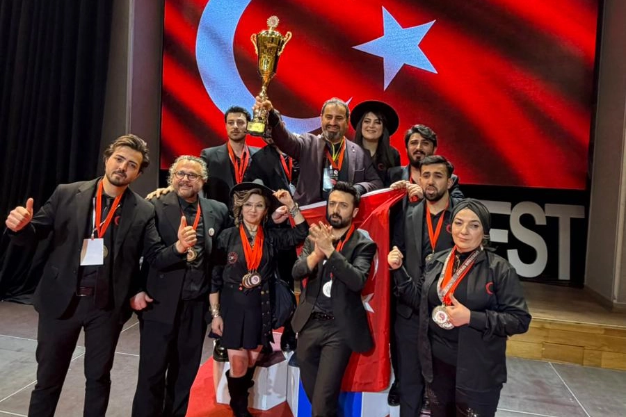 Türk Kuaför Milli Takımı, Rusya’da Avrupa Şampiyonu 0ldu! Rusya’nın...