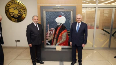  Türk...
