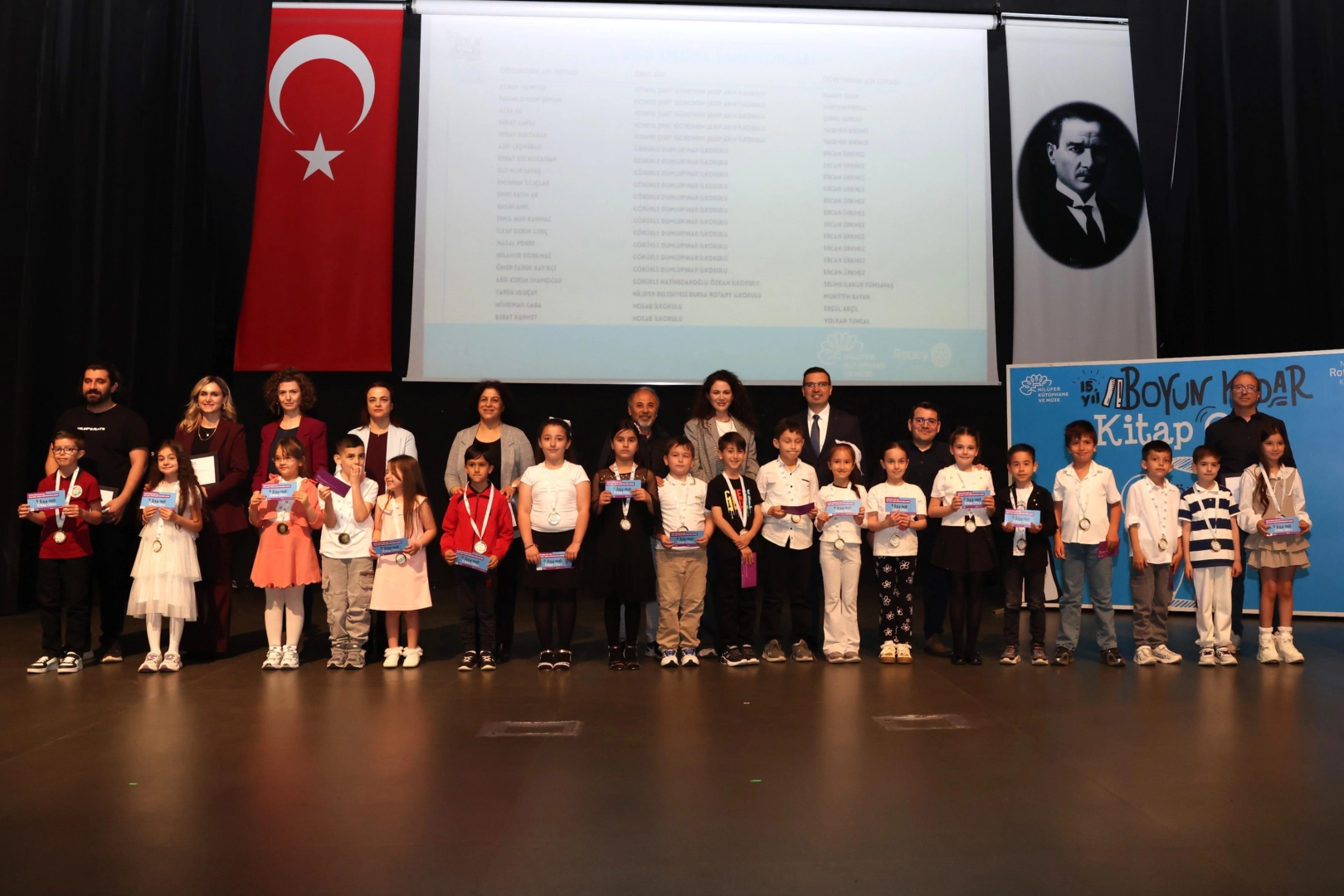 Bursa Nilüfer’de kitap kurtları ödüllendirildi