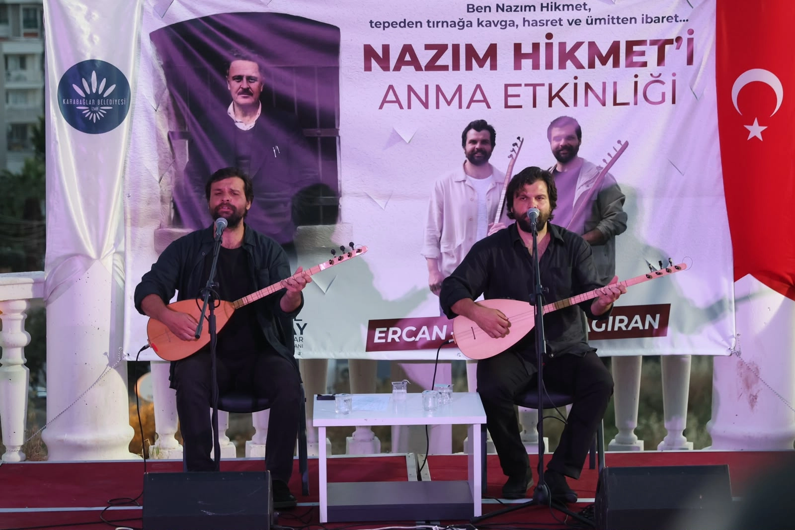 İzmir Karabağlar’da Nazım Hikmet’in dizeleri yankılandı